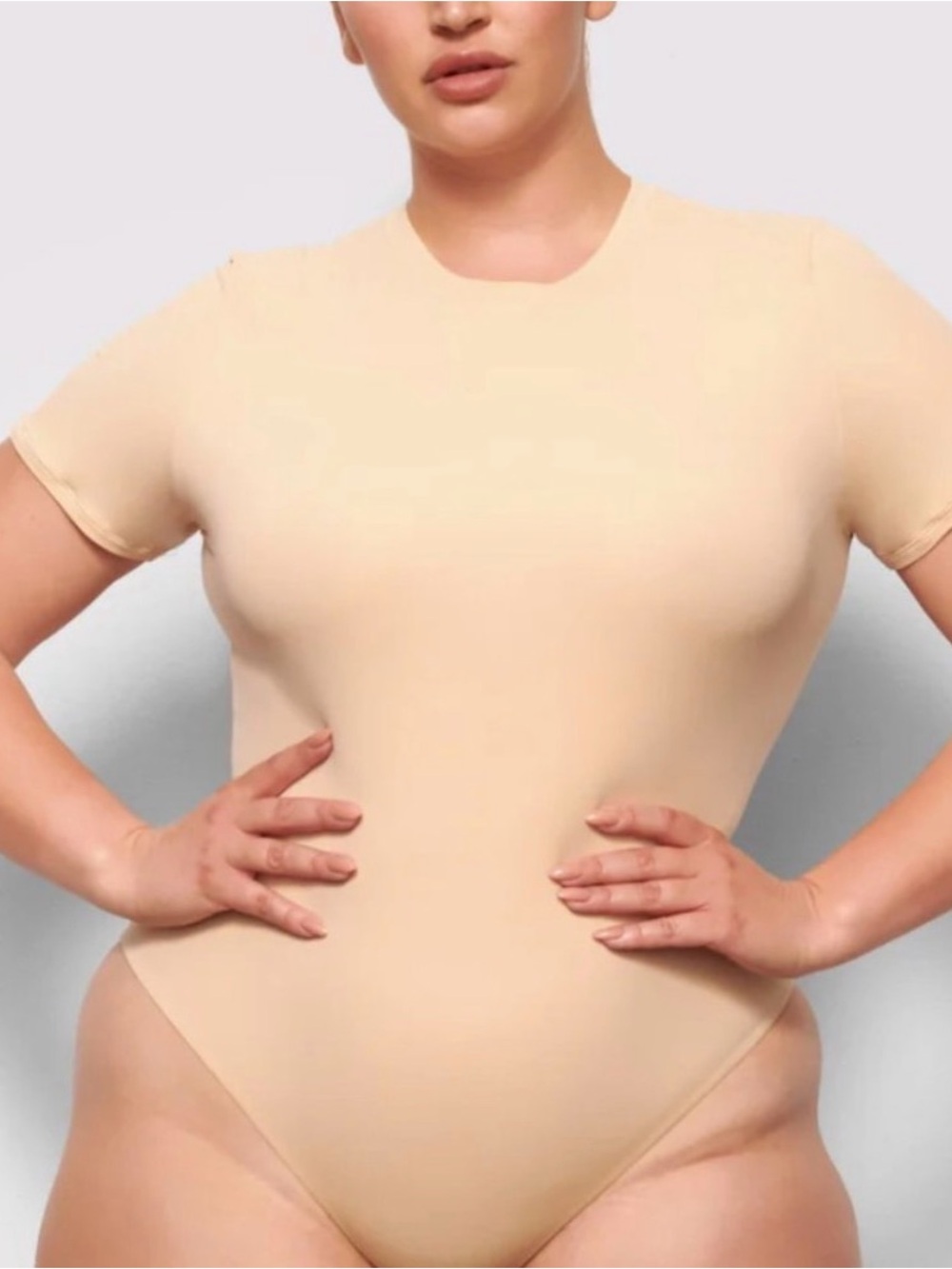 NWT Skims Fits Everybody Short Sleeve T-Shirt Bodysuit in Sand Women’s